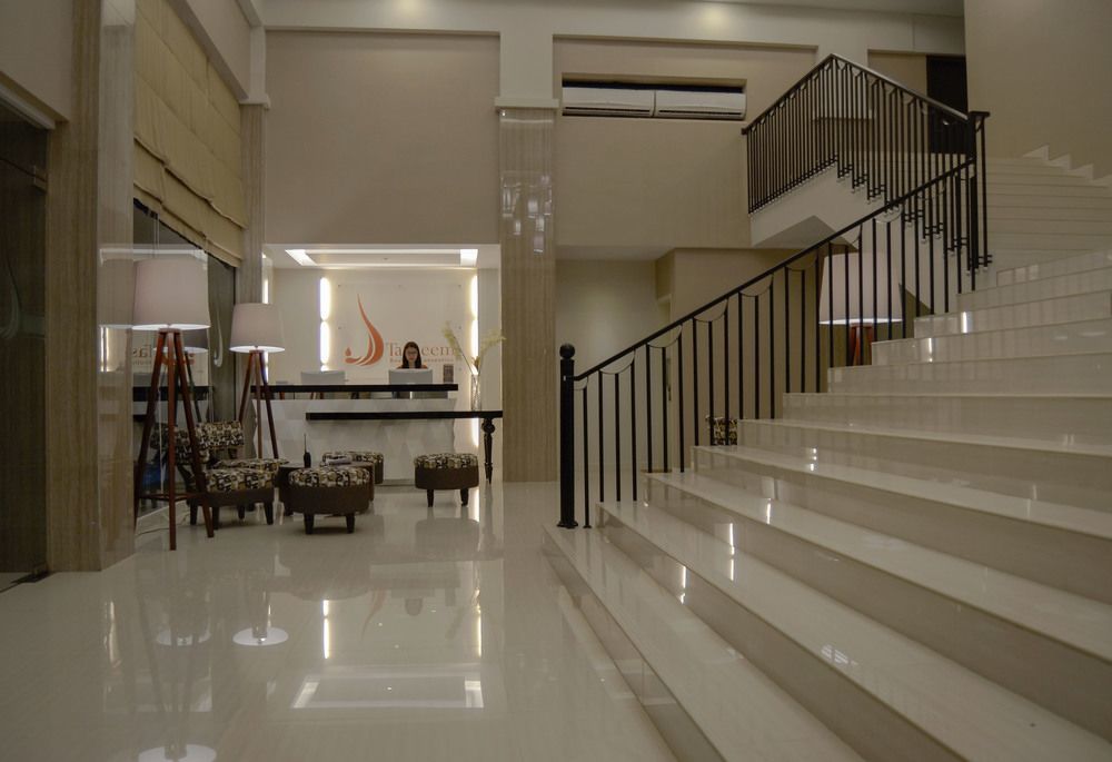 Tasneem Hotel Malioboro Γιογκιακάρτα Εξωτερικό φωτογραφία