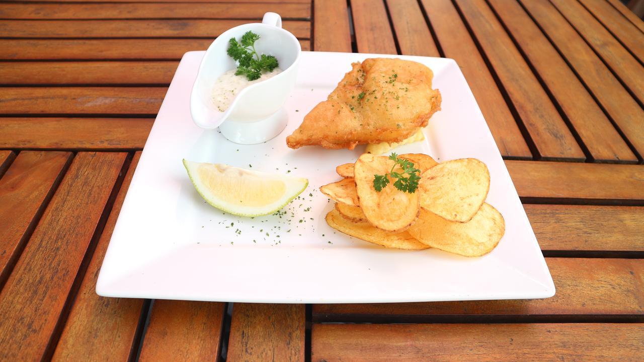 Tasneem Hotel Malioboro Γιογκιακάρτα Εξωτερικό φωτογραφία
